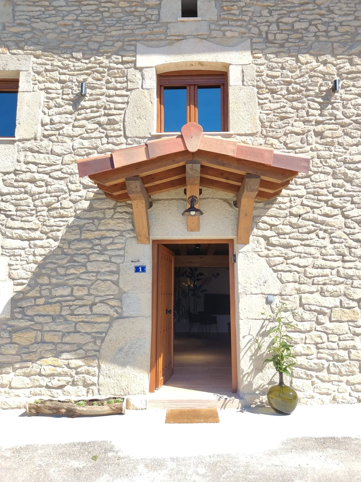 Entrada de Casa Rural El Pinche