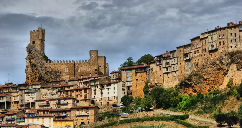 Frías, uno de los pueblos con encanto cerca de Casa Rural El Pinche